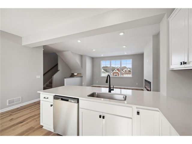 6770 Wildflower Way, Minnetrista, MN 55364