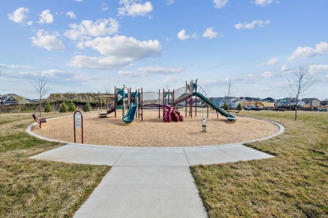 6770 Wildflower Way, Minnetrista, MN 55364