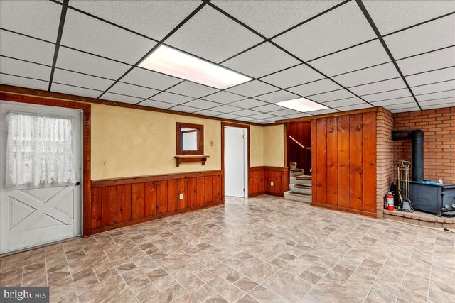 320 DUBS CHURCH RD, Hanover, PA 17331