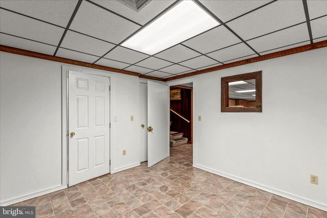 320 DUBS CHURCH RD, Hanover, PA 17331