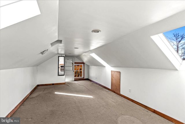 320 DUBS CHURCH RD, Hanover, PA 17331