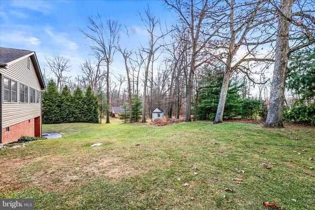 320 DUBS CHURCH RD, Hanover, PA 17331