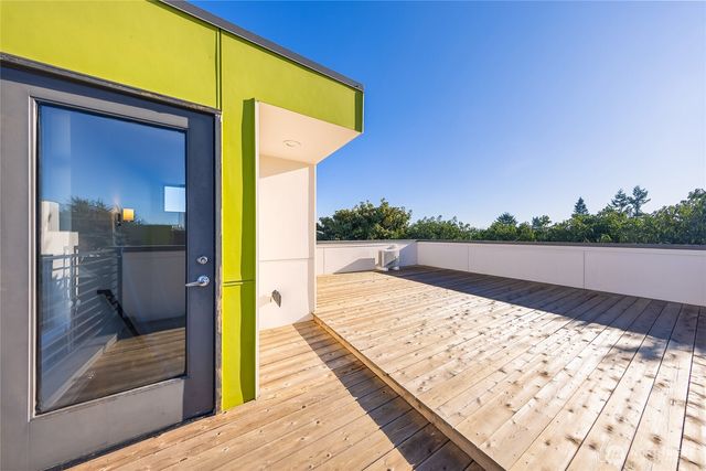 2035 NW 65th Street, Seattle, WA 98117