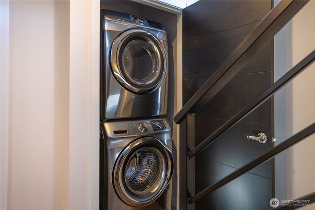 2035 NW 65th Street, Seattle, WA 98117