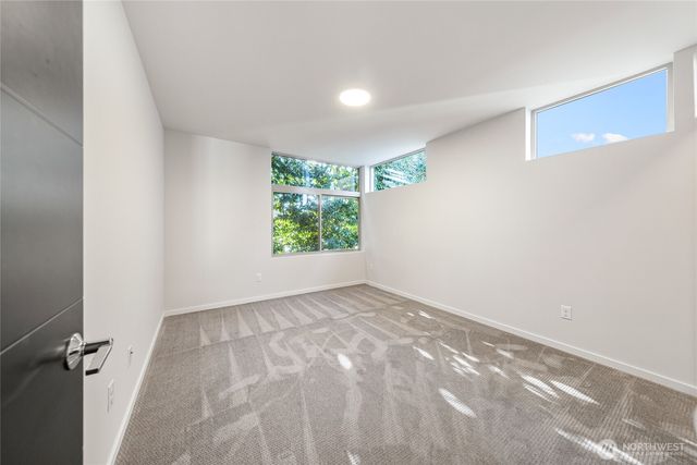 2035 NW 65th Street, Seattle, WA 98117