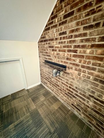 1482 Stonebridge Circle C3, Wheaton, IL 60189