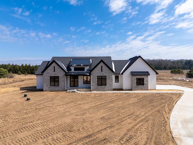 61121 Airpark Lane, Antwerp Twp, MI 49071