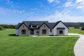 61121 Airpark Lane, Antwerp Twp, MI 49071