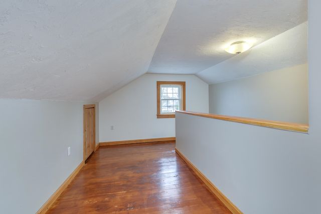 21 Hobart Street, Concord, NH 03303