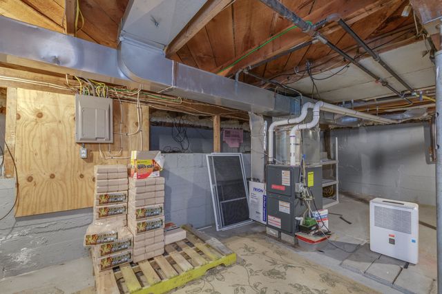 21 Hobart Street, Concord, NH 03303