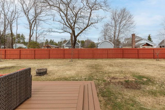 21 Hobart Street, Concord, NH 03303