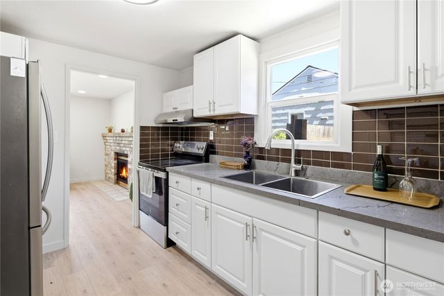 3121 SE 6th Street, Renton, WA 98058