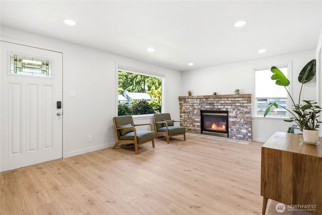 3121 SE 6th Street, Renton, WA 98058