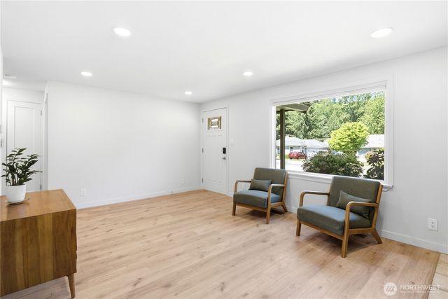 3121 SE 6th Street, Renton, WA 98058