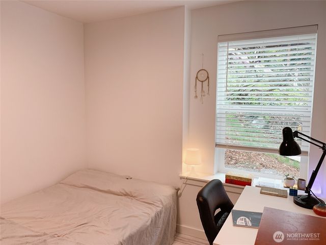 826 N Garden Street, Bellingham, WA 98225