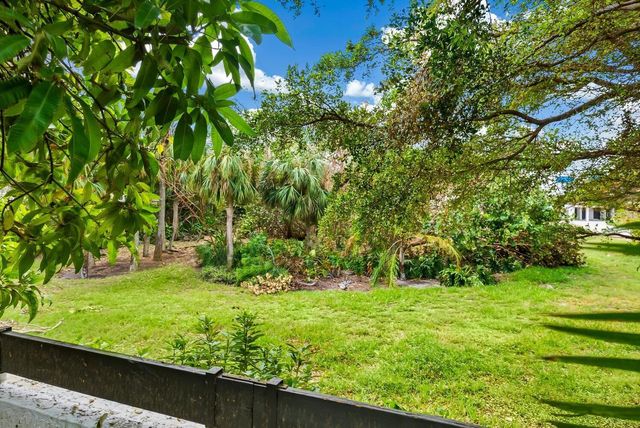840 BAYPORT WAY 840, Longboat Key, FL 34228