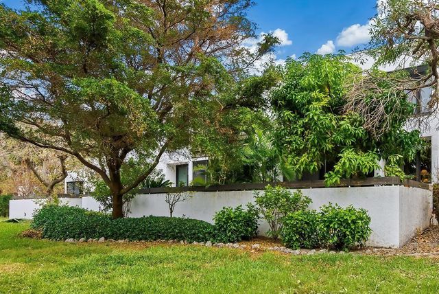 840 BAYPORT WAY 840, Longboat Key, FL 34228