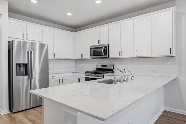 727 Gray Fox LOOP, Hutto, TX 78634