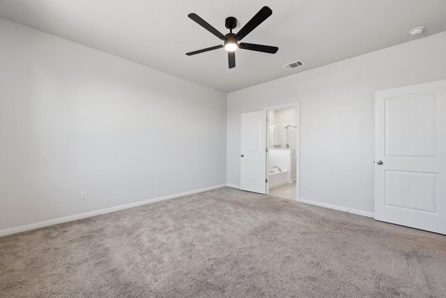 727 Gray Fox LOOP, Hutto, TX 78634