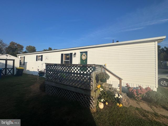 12 VINTAGE LN, Honey Brook, PA 19344