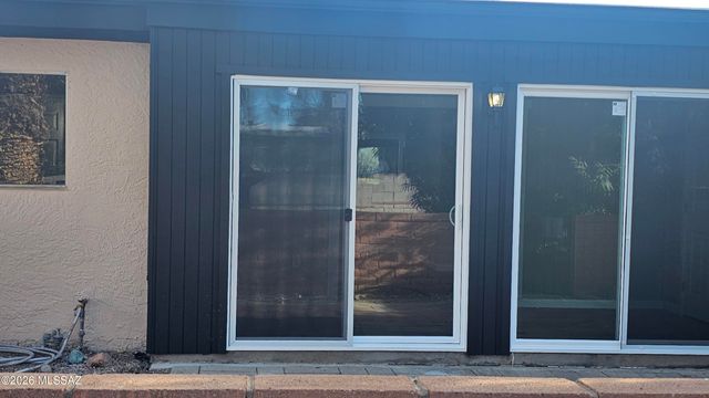 1152 S Alpine Circle, Green Valley, AZ 85614