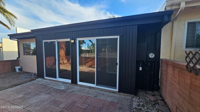 1152 S Alpine Circle, Green Valley, AZ 85614