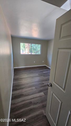 1152 S Alpine Circle, Green Valley, AZ 85614