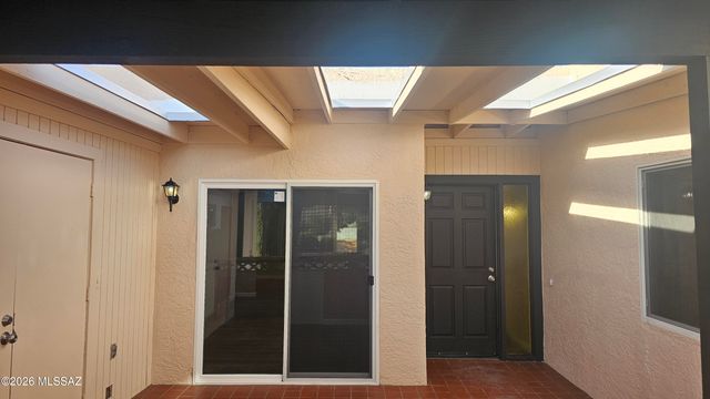 1152 S Alpine Circle, Green Valley, AZ 85614