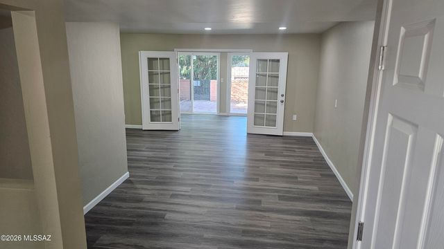 1152 S Alpine Circle, Green Valley, AZ 85614