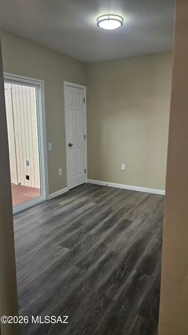 1152 S Alpine Circle, Green Valley, AZ 85614