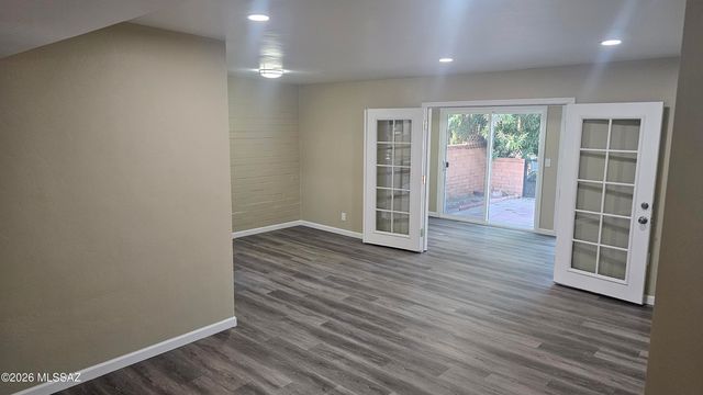 1152 S Alpine Circle, Green Valley, AZ 85614