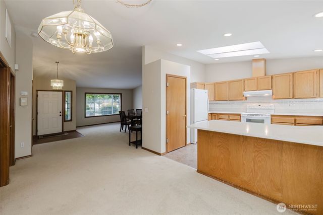 6003 60th Loop SE, Lacey, WA 98513