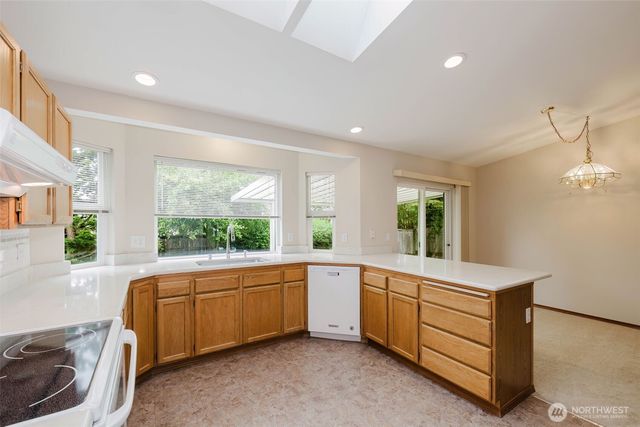 6003 60th Loop SE, Lacey, WA 98513