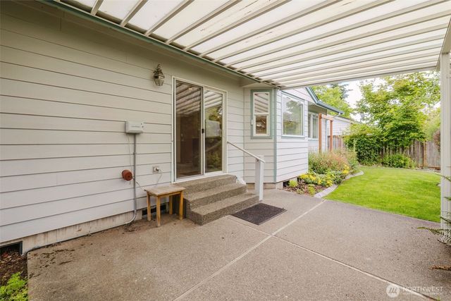 6003 60th Loop SE, Lacey, WA 98513