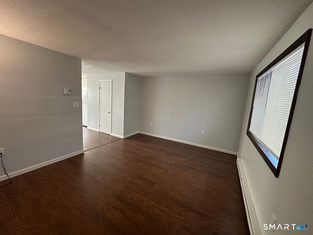 39 Horton Hill Road 7C, Naugatuck, CT 06770