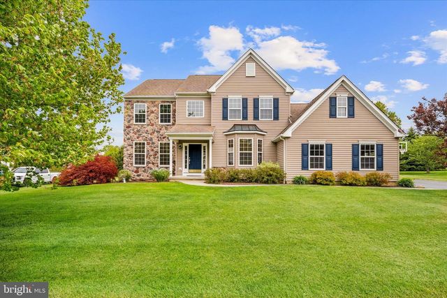 17 ALLSMEER DR, West Grove, PA 19390