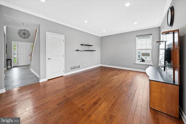 17 ALLSMEER DR, West Grove, PA 19390