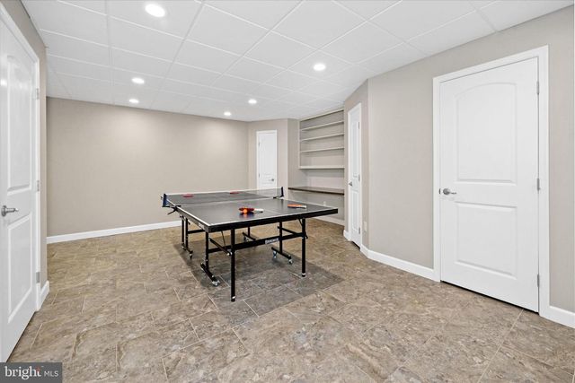 17 ALLSMEER DR, West Grove, PA 19390