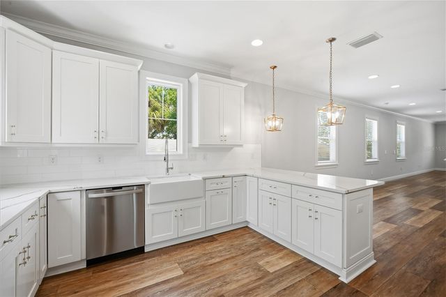 3008 W JULIA STREET 2, Tampa, FL 33629