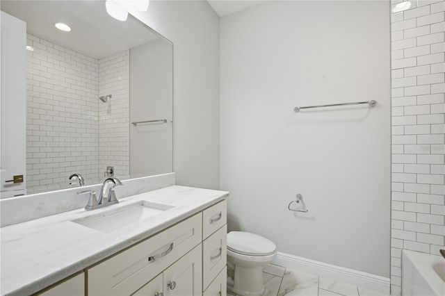 3008 W JULIA STREET 2, Tampa, FL 33629