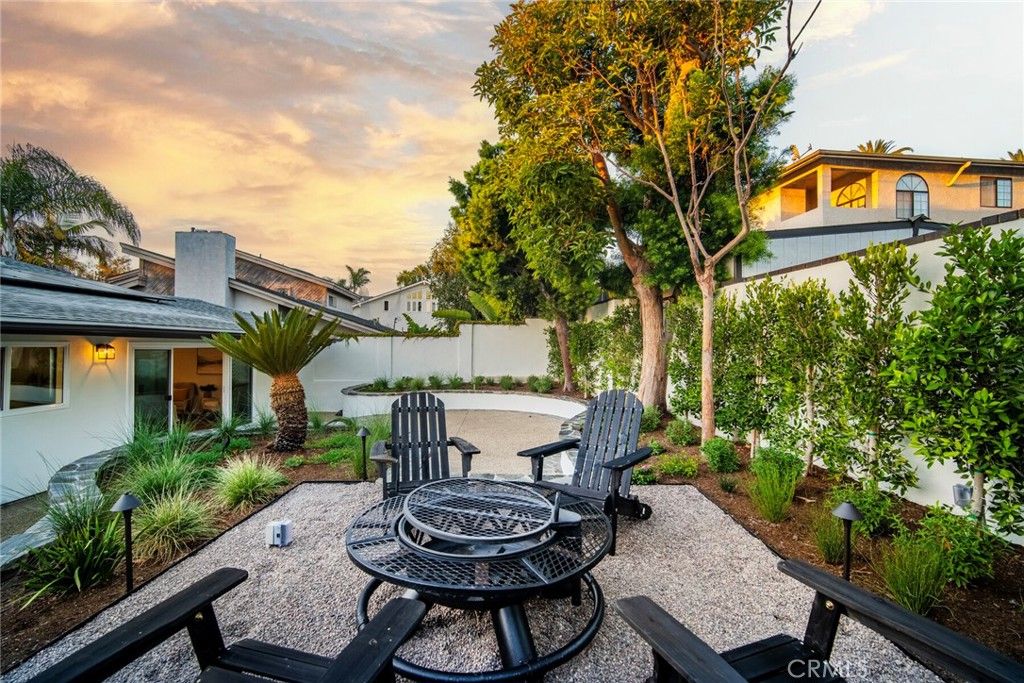 Image 3 of property listing at 26966 Calle Dolores, Dana Point, CA 92624