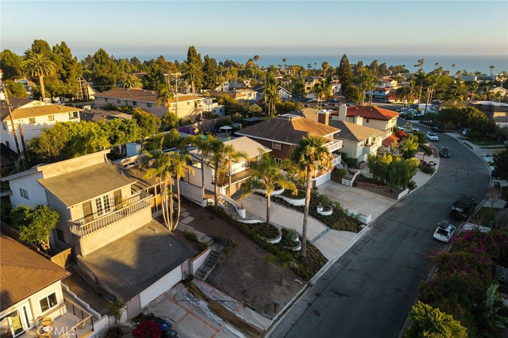 Image 8 of property listing at 26966 Calle Dolores, Dana Point, CA 92624