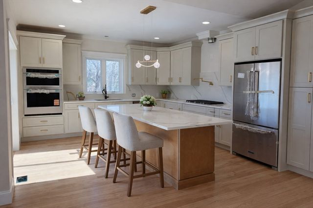 2 Clubhouse Way, Rehoboth, MA 02769