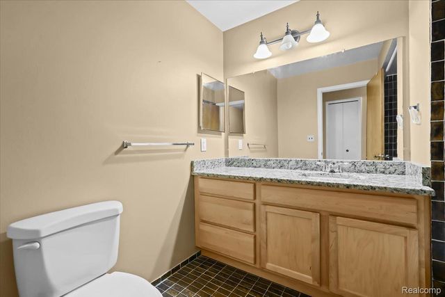 41715 Bedford Drive, Canton Charter Township, MI 48187