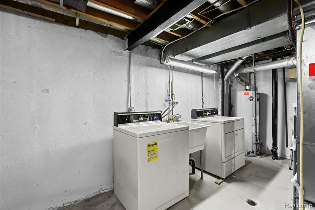 41715 Bedford Drive, Canton Charter Township, MI 48187