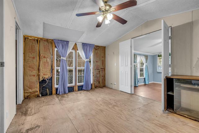 21138 Willow Street, New Caney, TX 77357