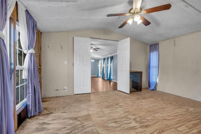 21138 Willow Street, New Caney, TX 77357