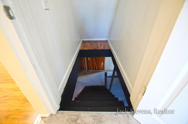 694 E Isabella Avenue, Muskegon, MI 49442