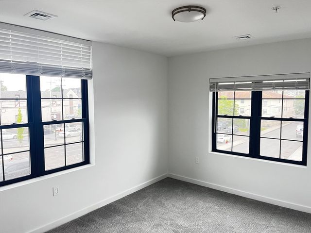 194 Rumford Avenue 1, Mansfield, MA 02048