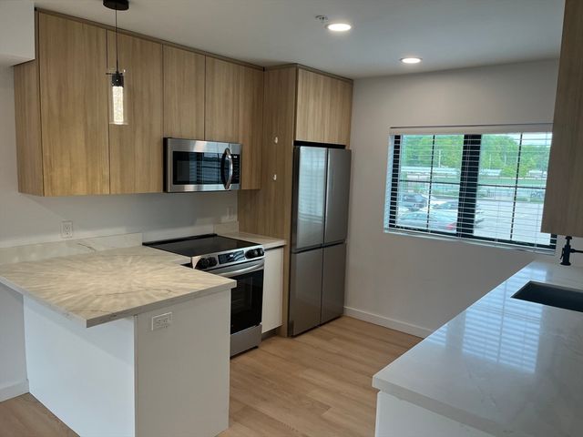 194 Rumford Avenue 1, Mansfield, MA 02048